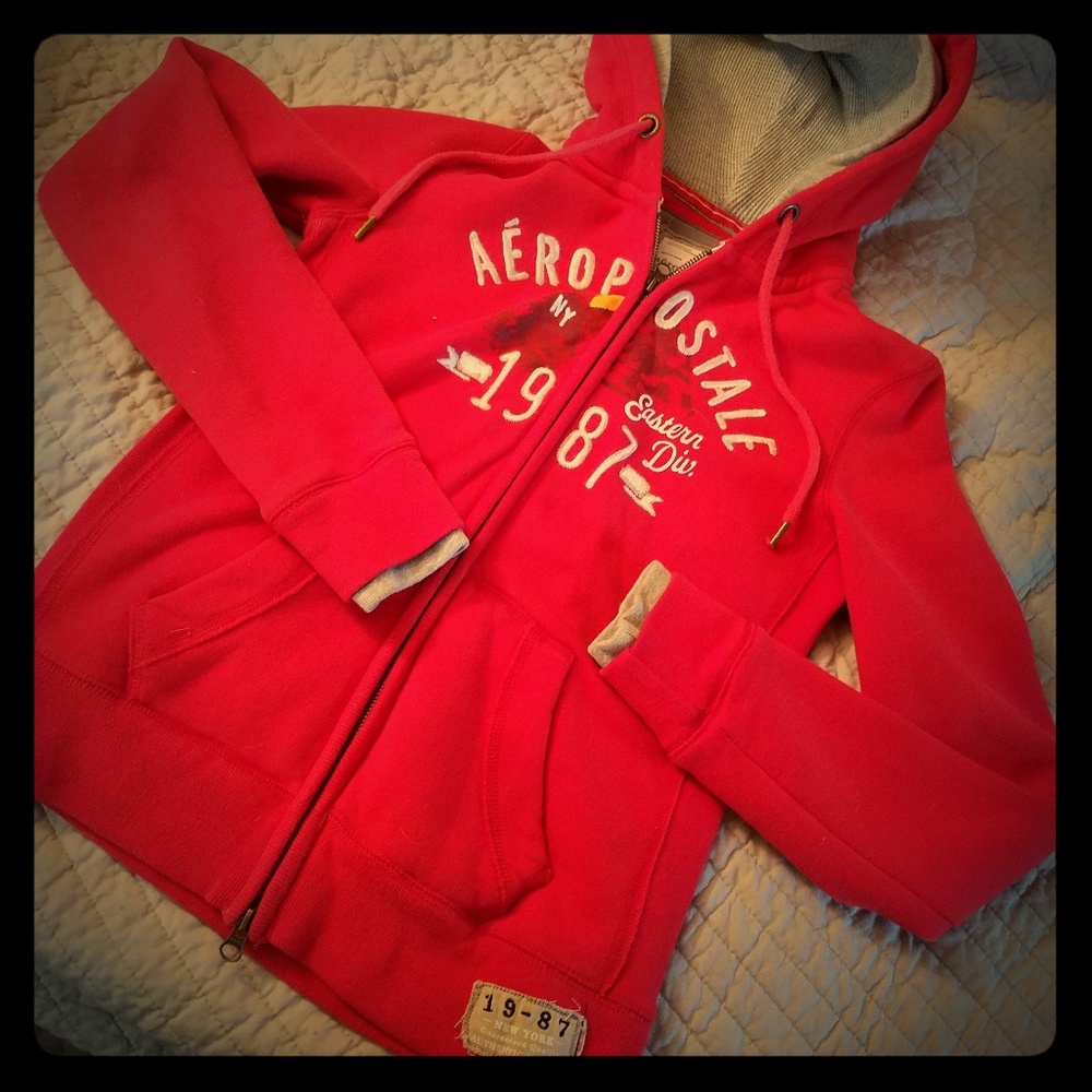 Front zip hoodie